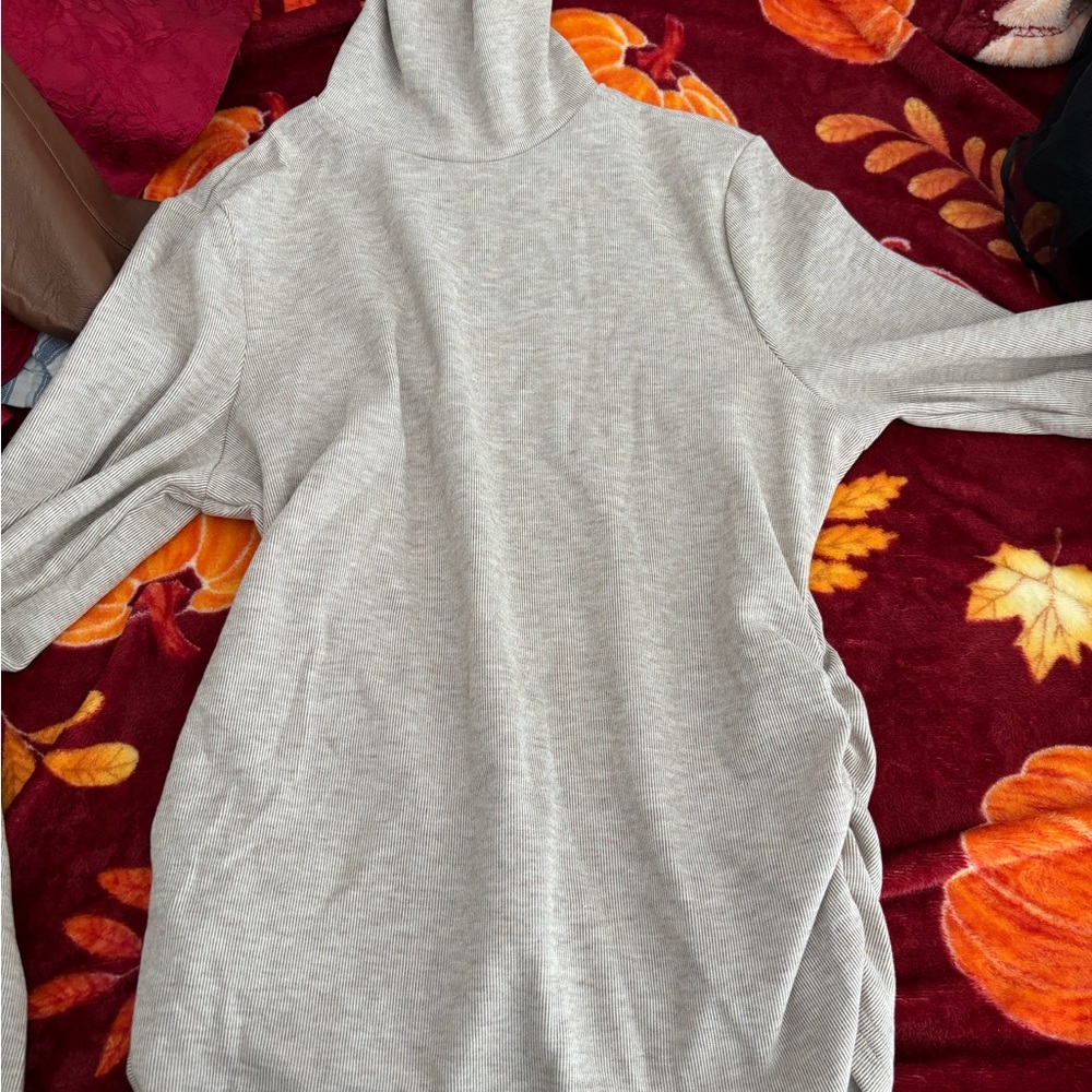 SHEIN Light Gray Turtleneck Sweater